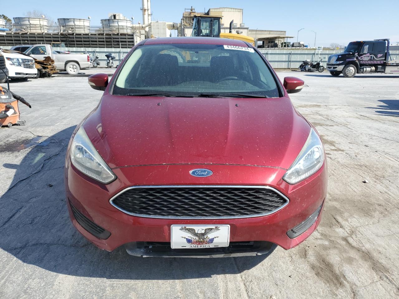 2016 Ford Focus VIN 1FADP3F25GL233944 Copart auction photo, front end / minor dent/scratches damage thumbnail 5