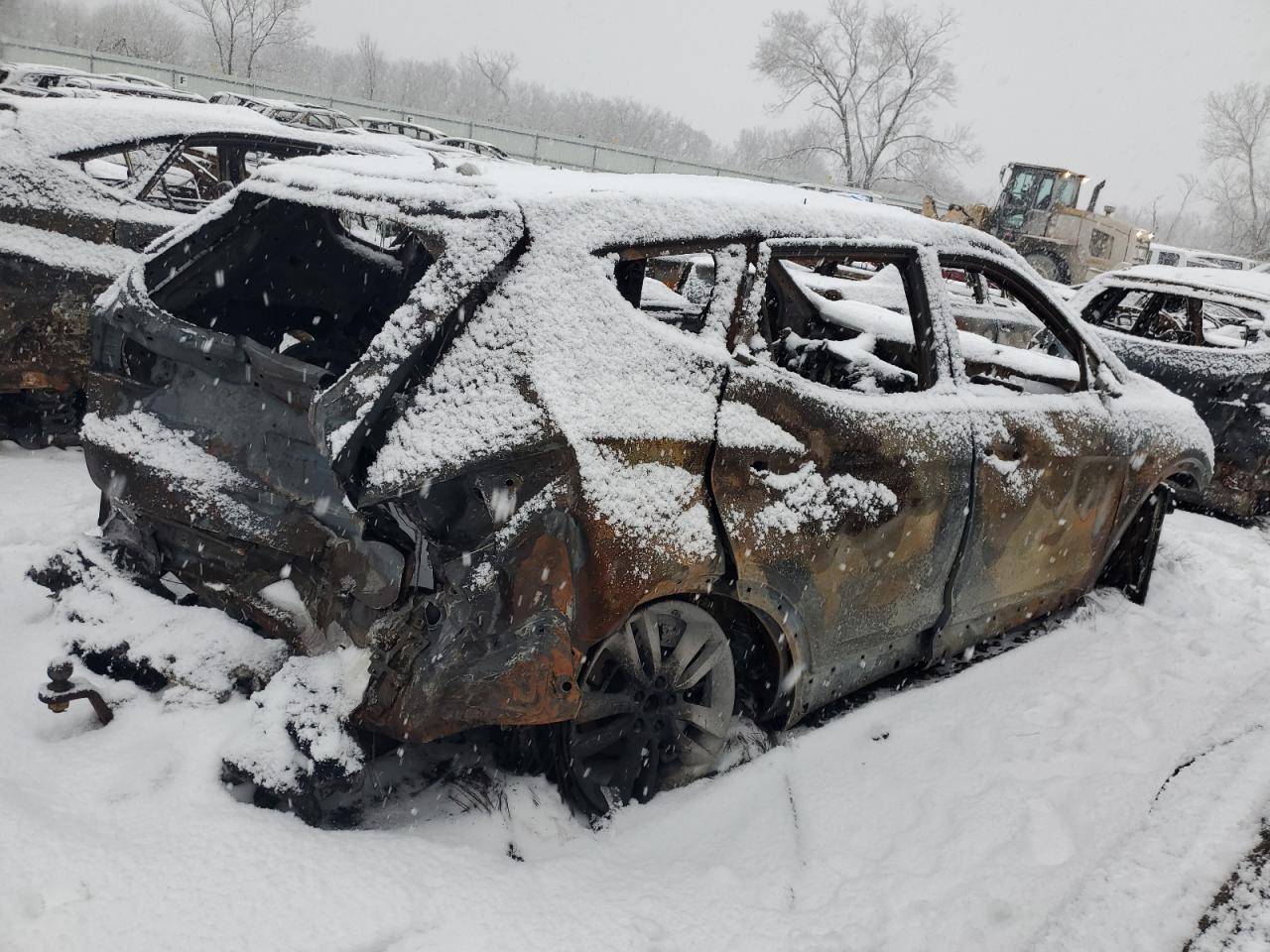 2014 Hyundai Santa Fe VIN 5XYZUDLA0EG226953 Copart auction photo, rear end / minor dent/scratches damage thumbnail 3