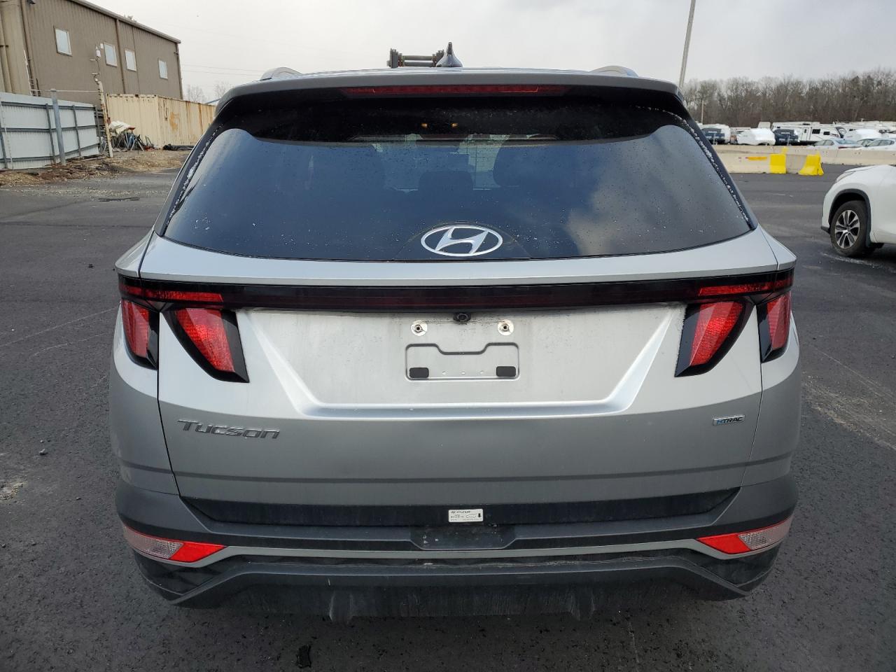 2024 Hyundai Tucson VIN 5NMJBCDE7RH349367 Copart auction photo, side / undercarriage damage thumbnail 6