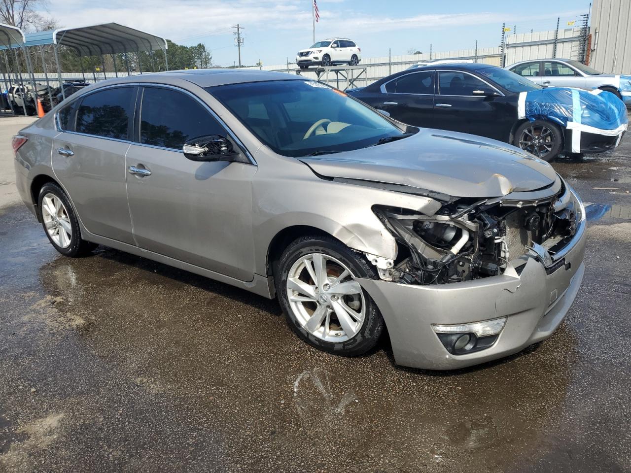 2015 Nissan Altima VIN 1N4AL3AP1FN339604 Copart auction photo, front end damage thumbnail 4