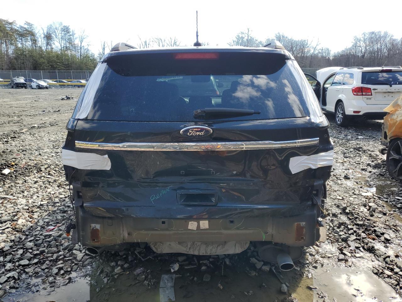 2012 Ford Explorer VIN 1FMHK7B82CGA86041 Copart auction photo, rear end / minor dent/scratches damage thumbnail 6