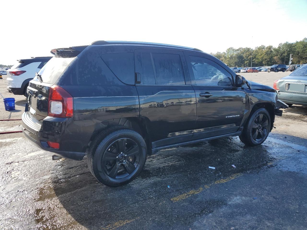 2015 Jeep Compass VIN 1C4NJCBB9FD209483 Copart auction photo, front end damage thumbnail 3