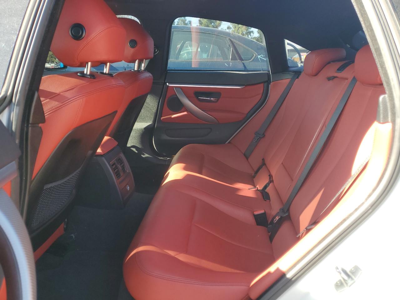 2018 BMW 4er VIN WBA4J1C57JBG75667 Copart auction photo, side damage thumbnail 10