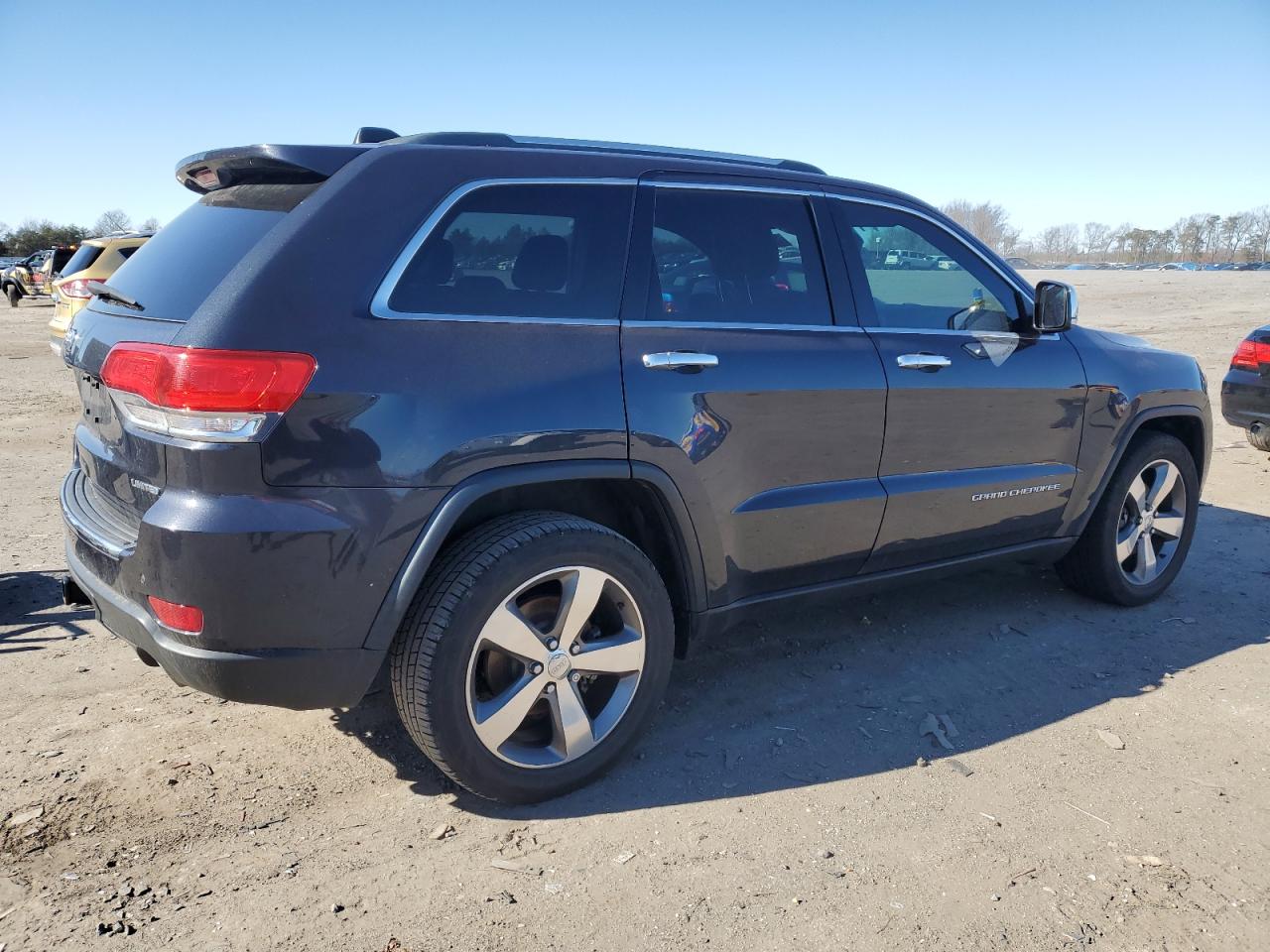 2015 Jeep Grand Cherokee VIN 1C4RJFBGXFC665609 Copart auction photo, mechanical damage thumbnail 3