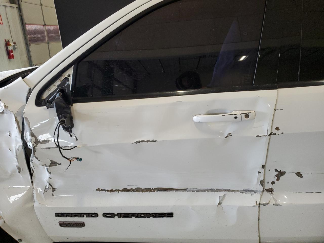 2016 Jeep Grand Cherokee VIN 1C4RJEBG7GC339715 Copart auction photo, side damage thumbnail 7