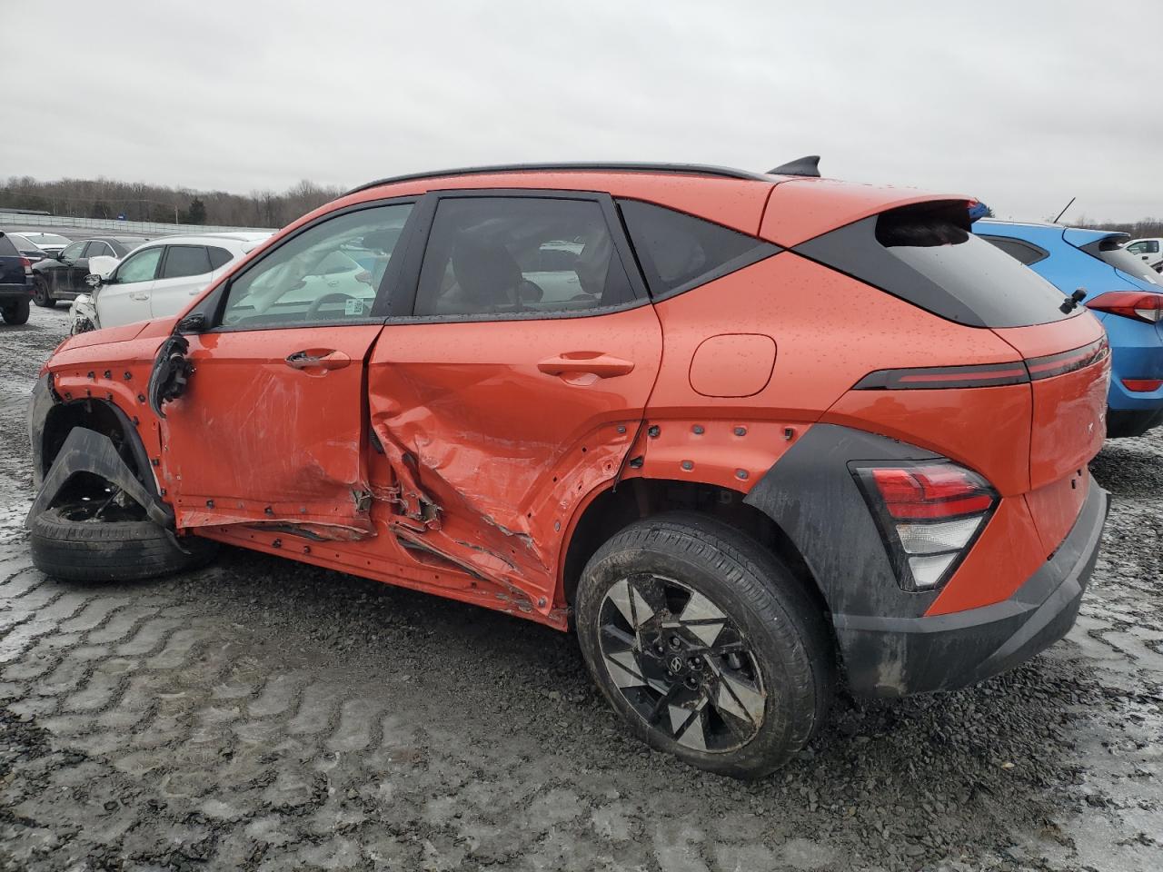 2024 Hyundai Kona VIN KM8HCCAB2RU099434 Copart auction photo, side / minor dent/scratches damage thumbnail 2