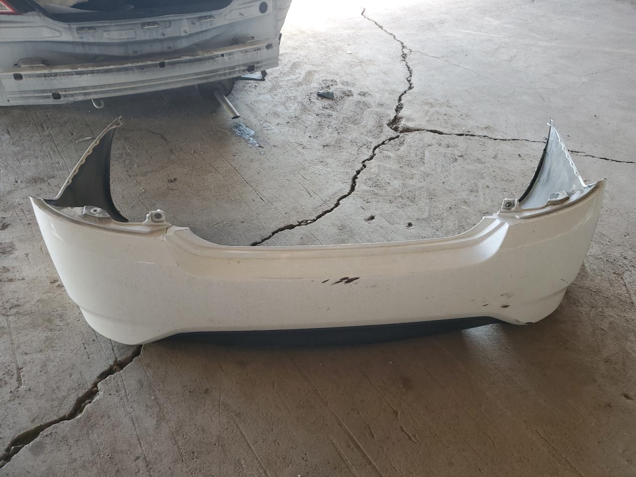2019 Nissan Versa VIN 3N1CN7AP8KL871353 Copart auction photo, side / rear end damage thumbnail 14