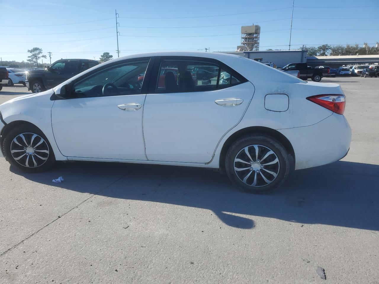 2014 Toyota Corolla VIN 2T1BURHEXEC172101 Copart auction photo, side / front end damage thumbnail 2