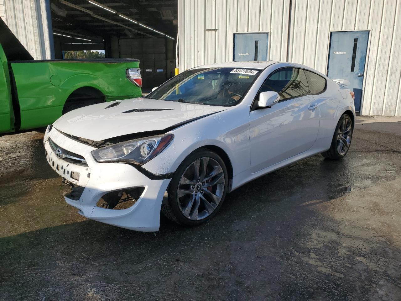 2015 Hyundai Genesis VIN KMHHU6KJ8FU122635