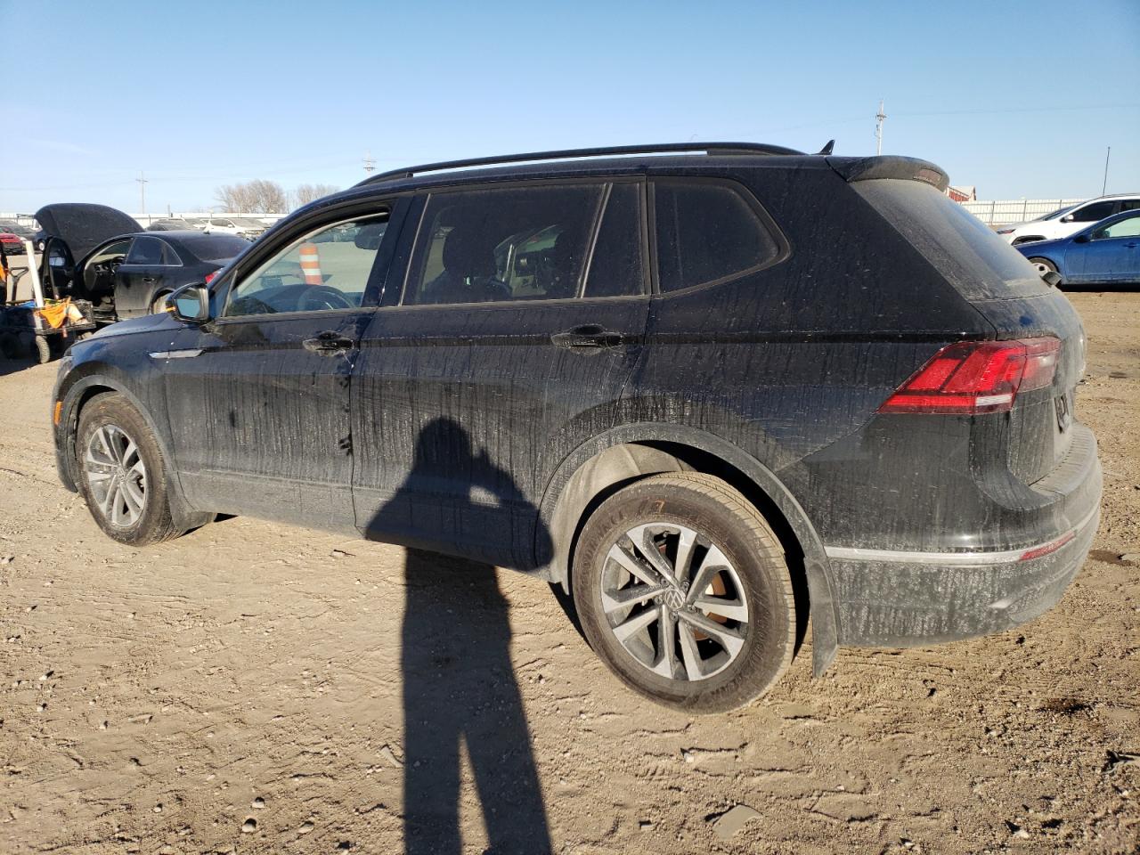2024 Volkswagen Tiguan VIN 3VVFB7AX9RM139970 Copart auction photo, front end / hail damage thumbnail 2