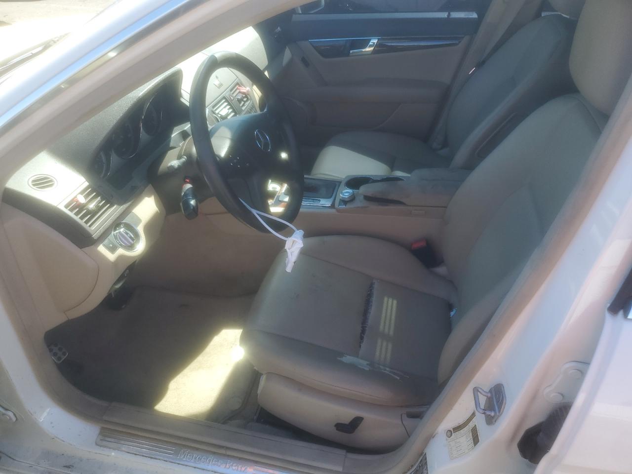 2011 Mercedes-Benz C-klasse VIN WDDGF8BBXBR143147 Copart auction photo, mechanical damage thumbnail 7