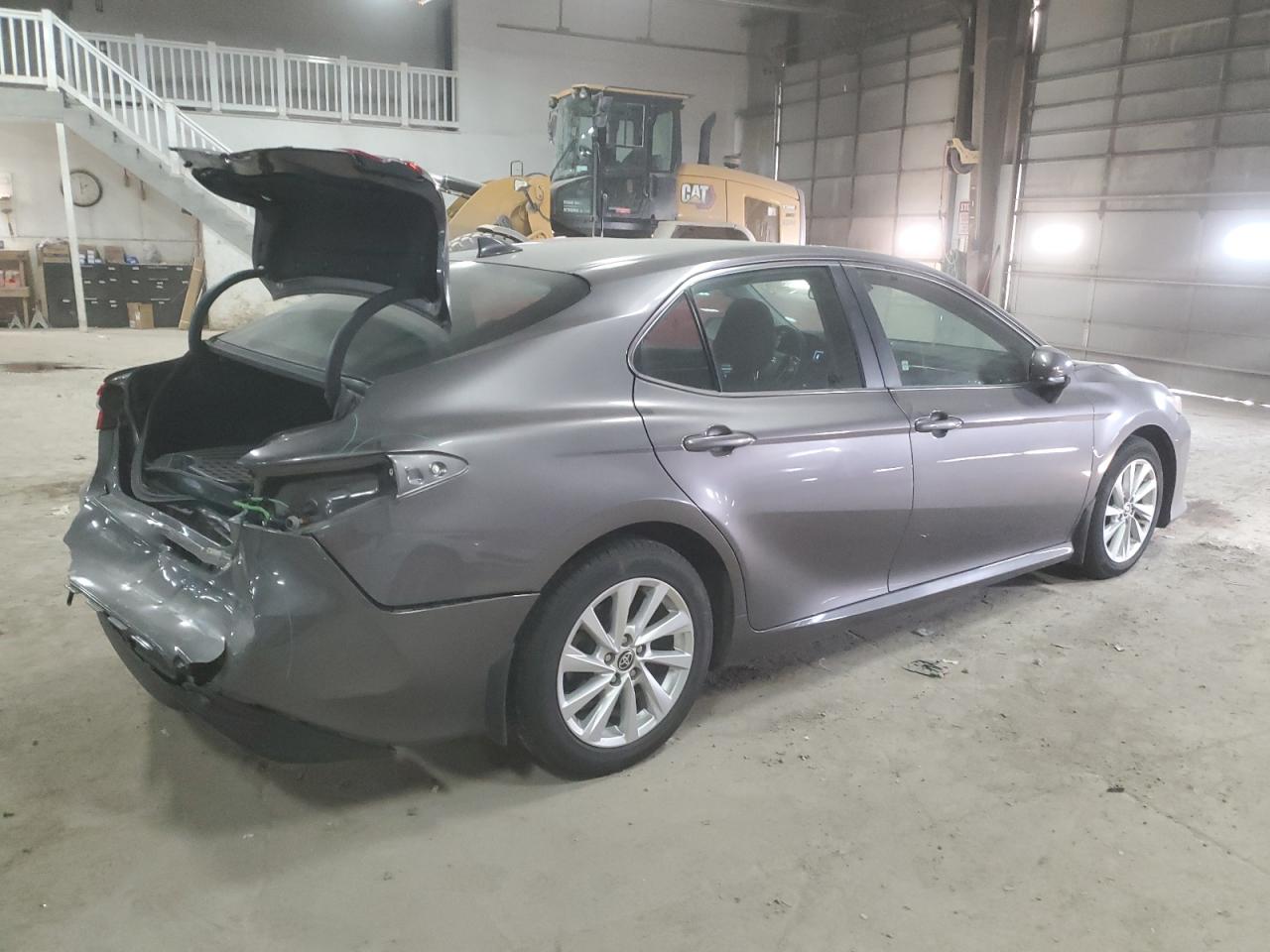 2021 Toyota Camry VIN 4T1C11AK4MU441298 Copart auction photo, rear end / minor dent/scratches damage thumbnail 3