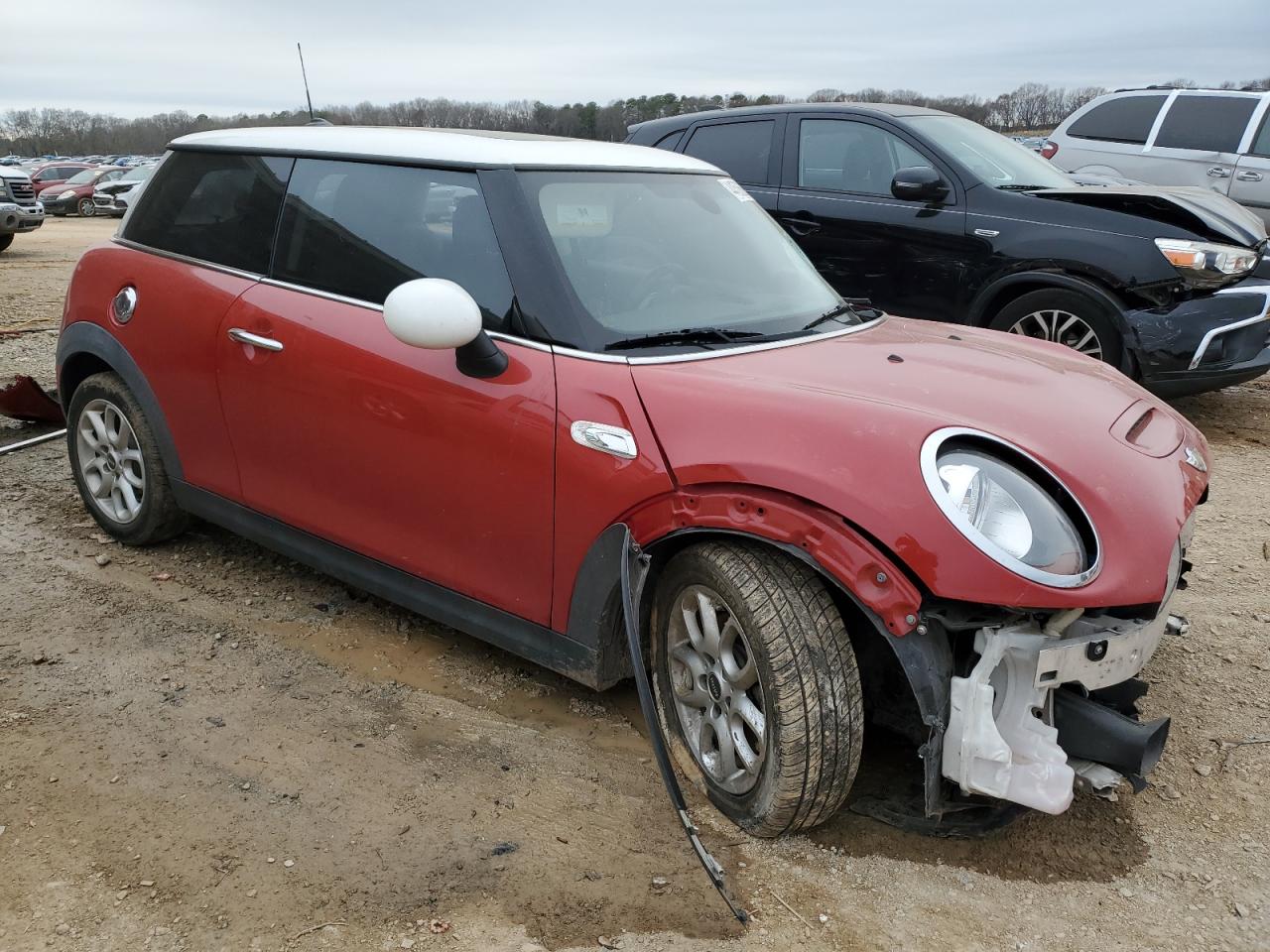 2017 MINI Cooper VIN WMWXP7C5XH3B93522 Copart auction photo, all over damage thumbnail 4