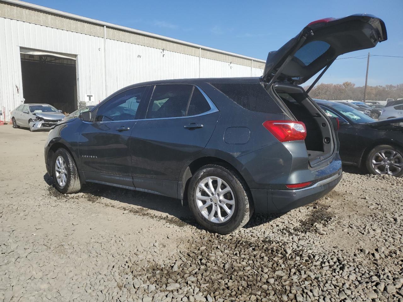 2020 Chevrolet Equinox VIN 3GNAXKEV7LS552986 Copart auction photo, front end damage thumbnail 2