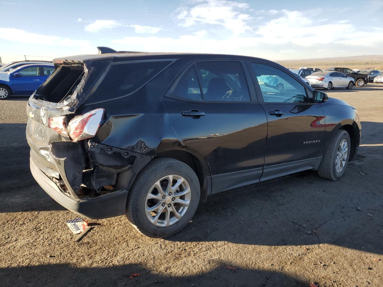 2021 Chevrolet Equinox VIN 2GNAXHEV2M6115397 Copart auction photo, rear end damage thumbnail 3