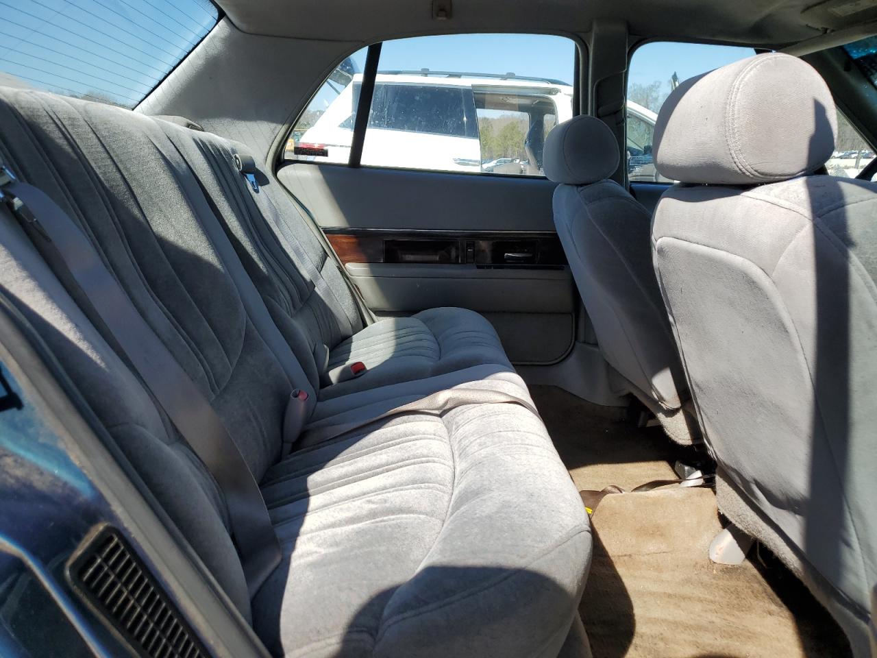 1998 Buick LeSabre VIN 1G4HP52K3WH452380 Copart auction photo, top/roof / front end damage thumbnail 10