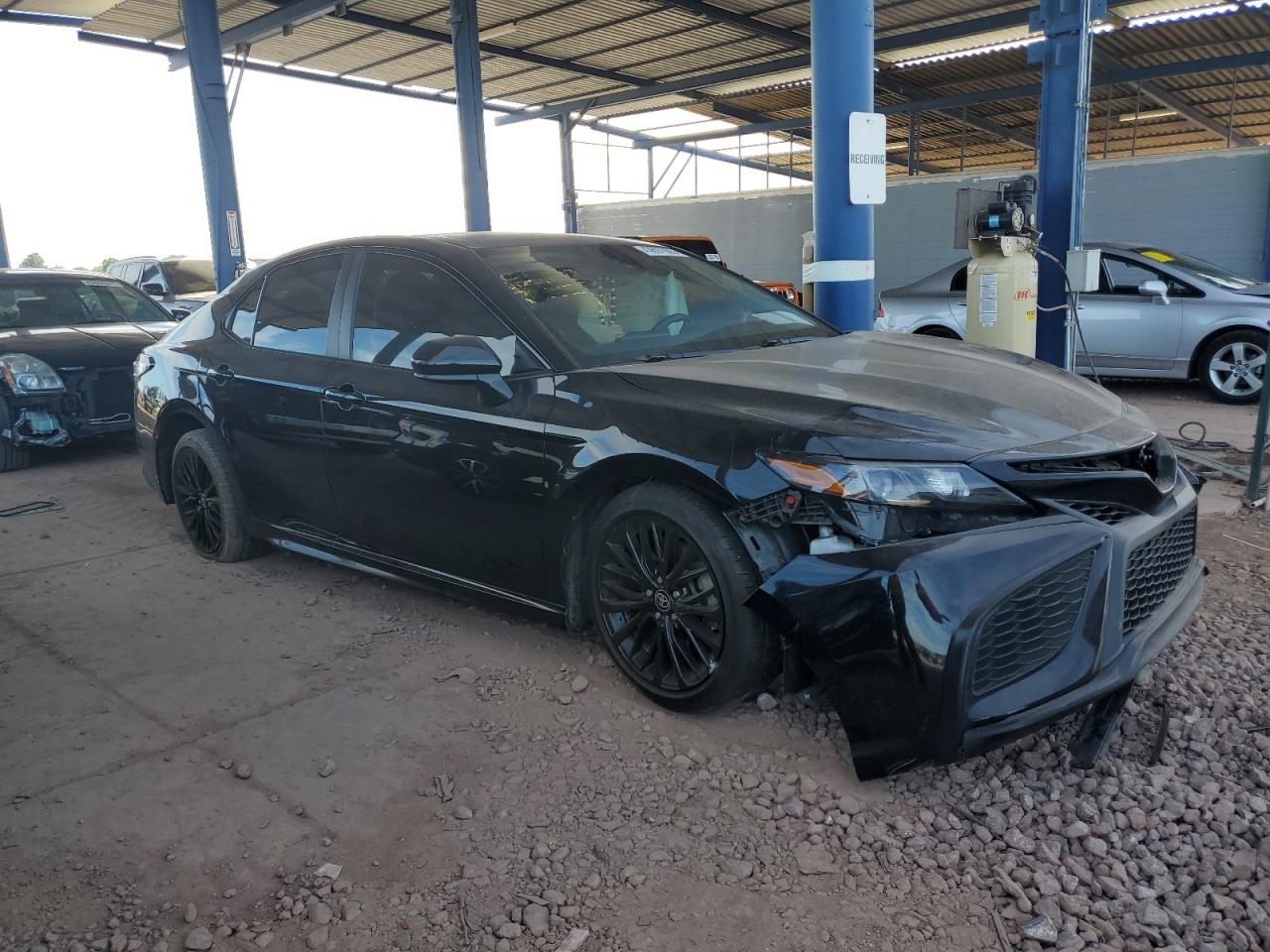 2021 Toyota Camry VIN 4T1G11AK4MU456093 Copart auction photo, side / front end damage thumbnail 4