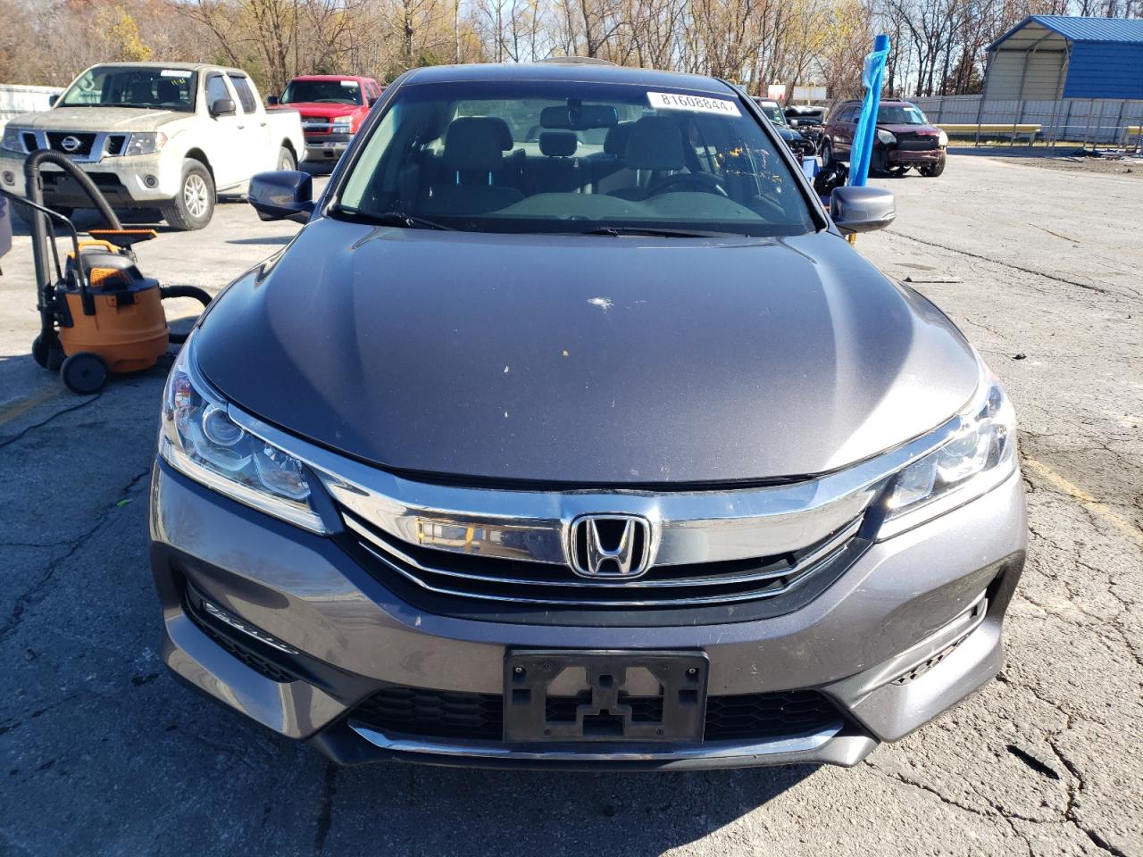 2016 Honda Accord VIN 1HGCR2F8XGA195171 Copart auction photo, undercarriage / minor dent/scratches damage thumbnail 5