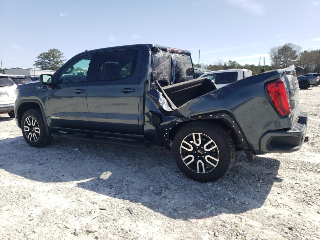 2019 GMC Sierra VIN 3GTP9EEL6KG260292 Copart auction photo, rear end damage thumbnail 2