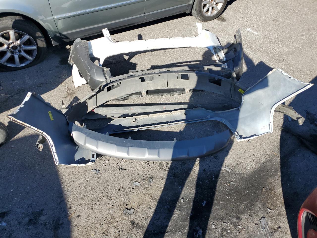 2016 KIA Sorento VIN 5XYPHDA59GG173920 Copart auction photo, all over damage thumbnail 13
