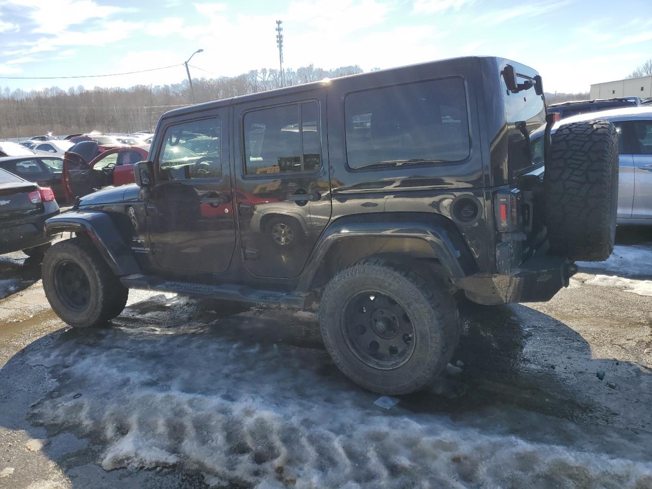 2016 Jeep Wrangler VIN 1C4BJWEG4GL246265 Copart auction photo, front end damage thumbnail 2