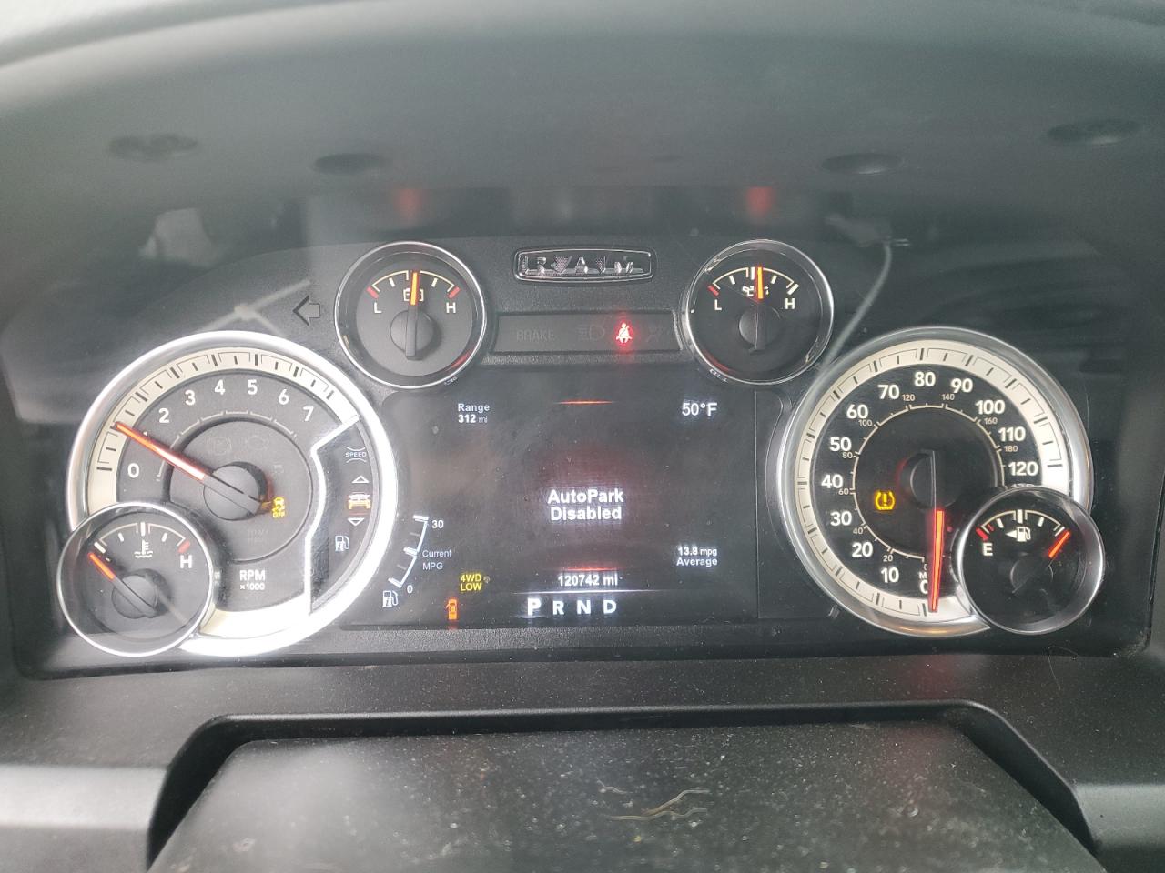 2017 RAM 1500 VIN 1C6RR7GT1HS589606 Copart auction photo, side / undercarriage damage thumbnail 9