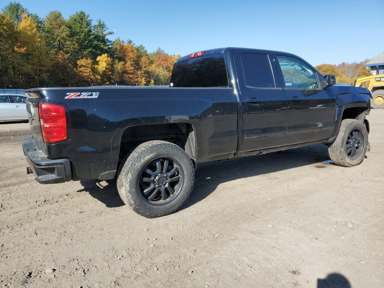 2016 Chevrolet Silverado VIN 1GCVKREC6GZ332179 Copart auction photo, front end / side damage thumbnail 3
