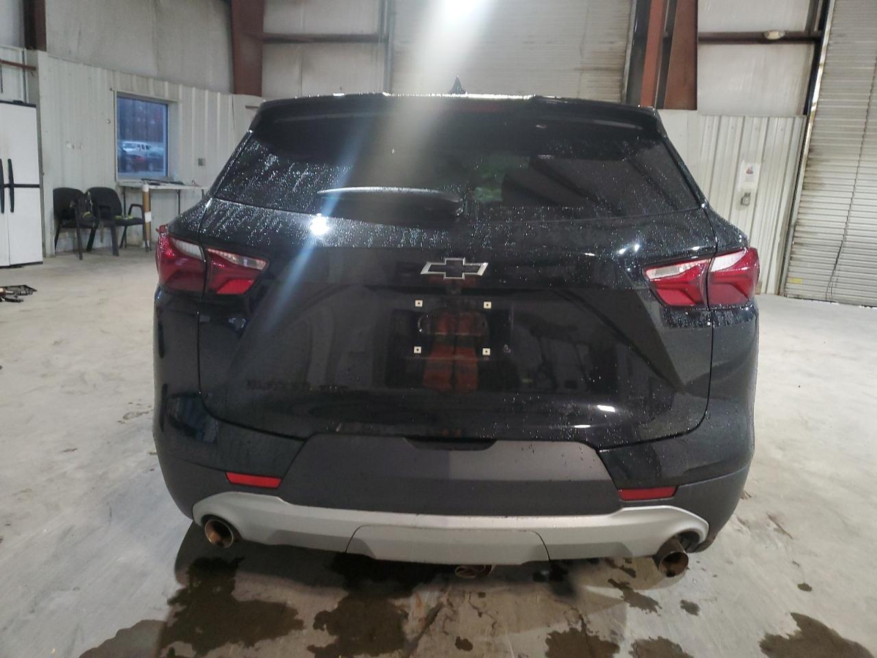 2021 Chevrolet Blazer VIN 3GNKBHR44MS579832 Copart auction photo, front end damage thumbnail 6