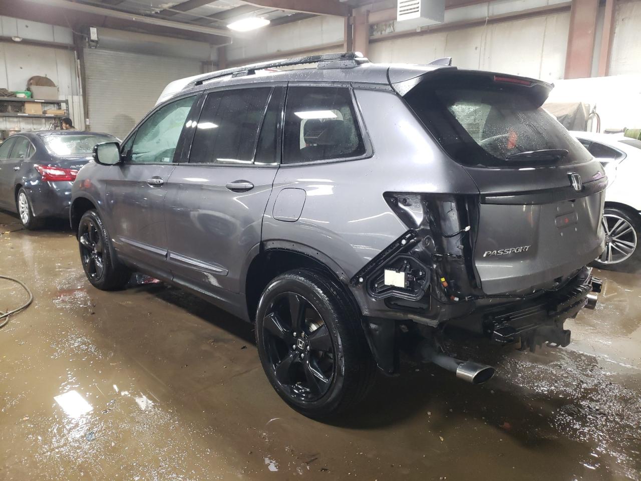 2020 Honda Passport VIN 5FNYF8H09LB000685 Copart auction photo, front end / rear end damage thumbnail 2