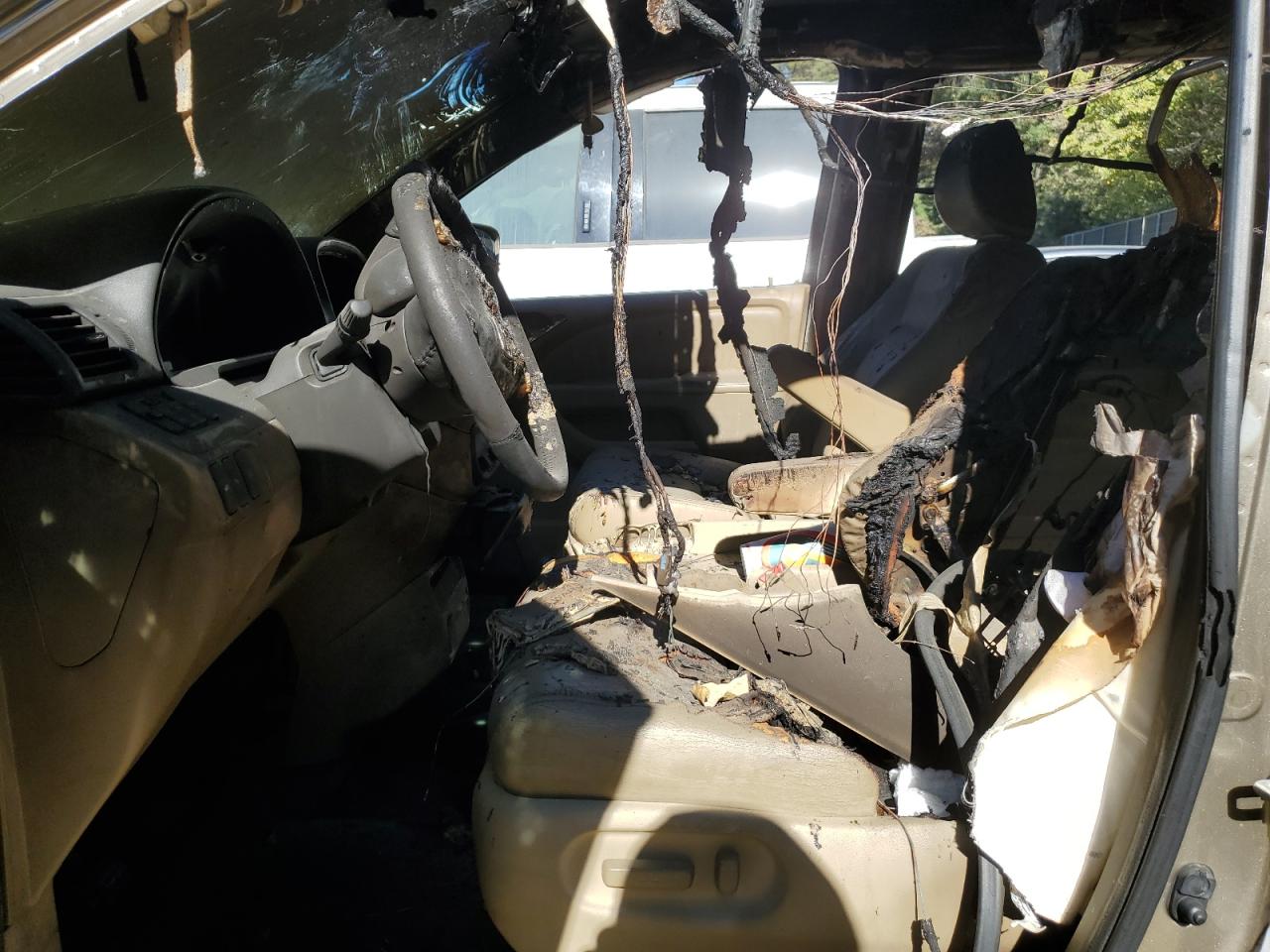 2008 Honda Odyssey VIN 5FNRL38978B042472 Copart auction photo, burn - interior / all over damage thumbnail 7