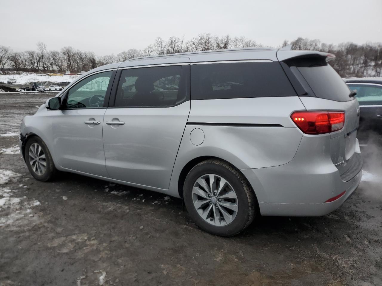 2018 KIA Sedona VIN KNDMC5C10J6423394 Copart auction photo, front end damage thumbnail 2