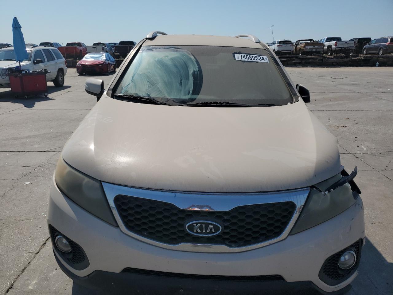 2011 KIA Sorento VIN 5XYKU3A13BG145875 Copart auction photo, front end / side damage thumbnail 5
