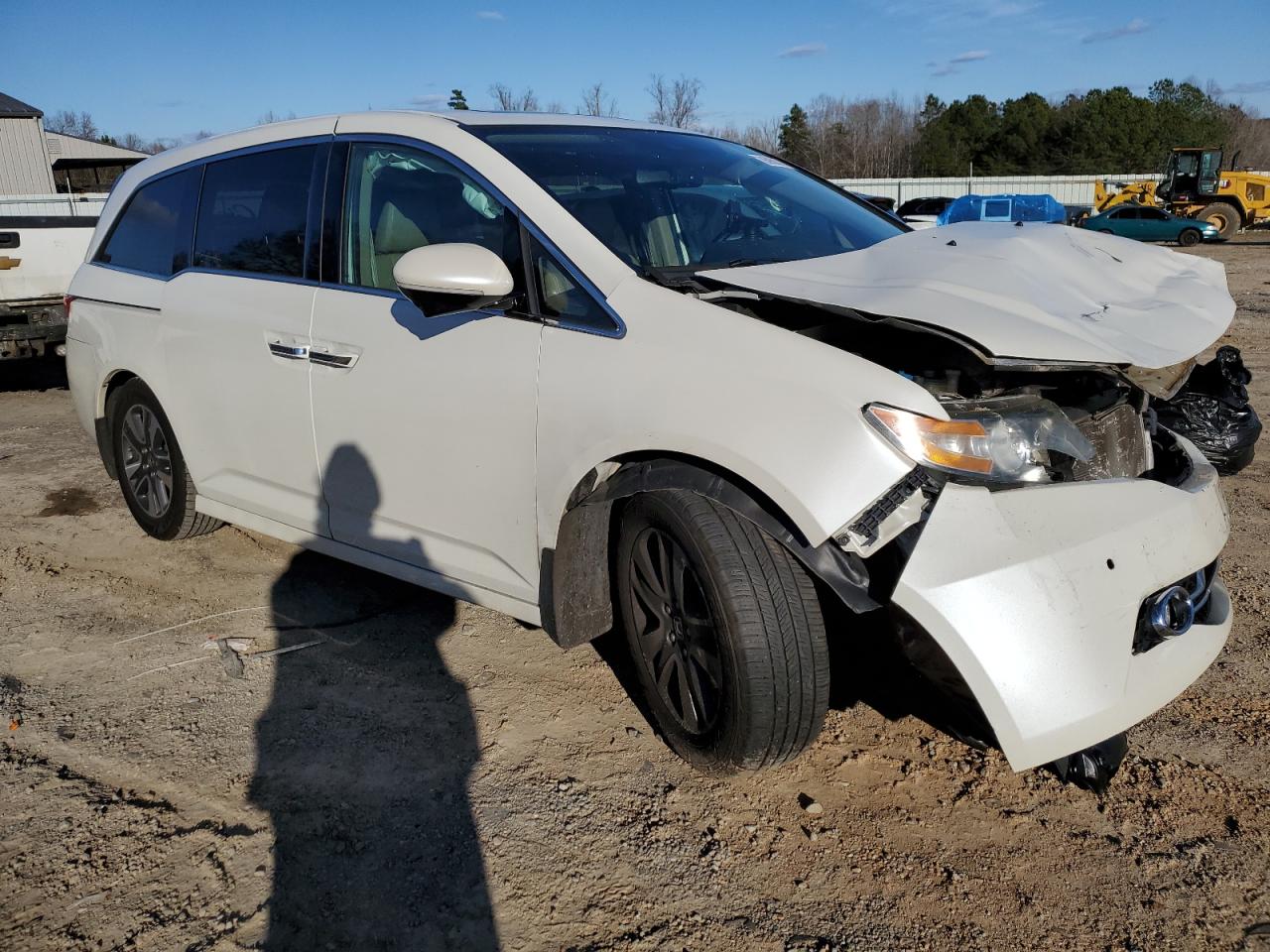 2016 Honda Odyssey VIN 5FNRL5H96GB012910 Copart auction photo, all over / undercarriage damage thumbnail 4