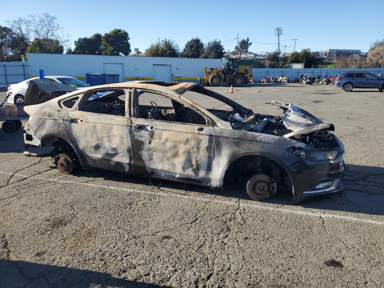2017 Ford Fusion VIN 3FA6P0SU6HR329552 Copart auction photo, burn damage thumbnail 4