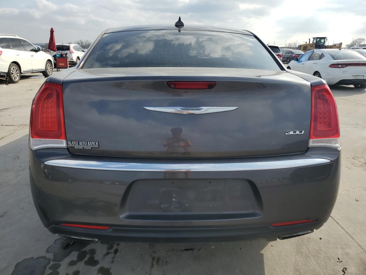 2017 Chrysler 300 VIN 2C3CCAAG4HH614521 Copart auction photo, front end / mechanical damage thumbnail 6