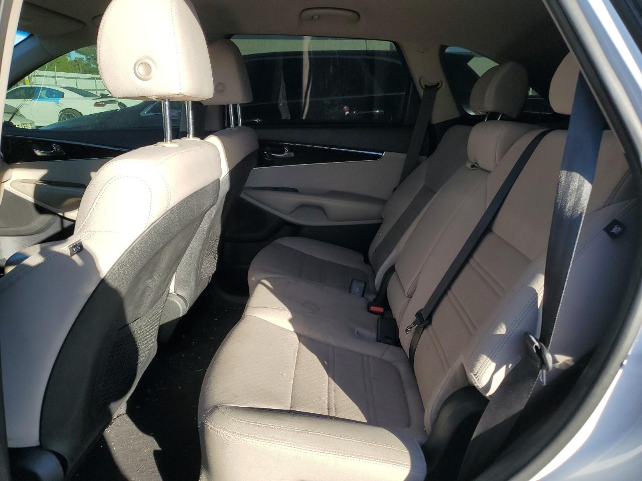 2019 KIA Sorento VIN 5XYPG4A33KG568928 Copart auction photo, side / undercarriage damage thumbnail 11