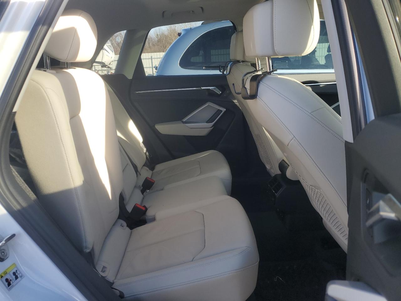 2022 Audi Q3 VIN WA1EECF35N1029922 Copart auction photo, front end / rear end damage thumbnail 11
