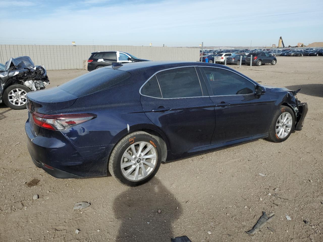 2021 Toyota Camry VIN 4T1C11BK3MU027556 Copart auction photo, front end damage thumbnail 3
