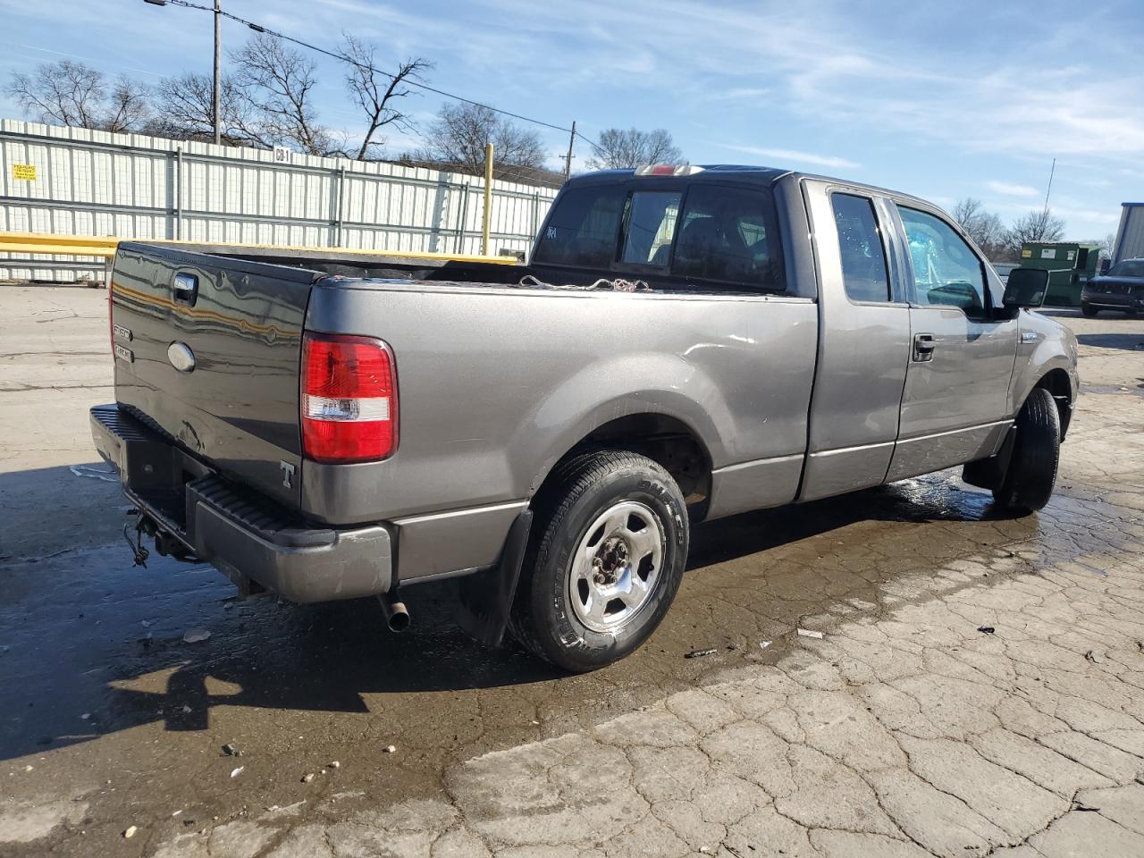 2006 Ford F-150 VIN 1FTRX12W46FA13950 Copart auction photo, front end / undercarriage damage thumbnail 3