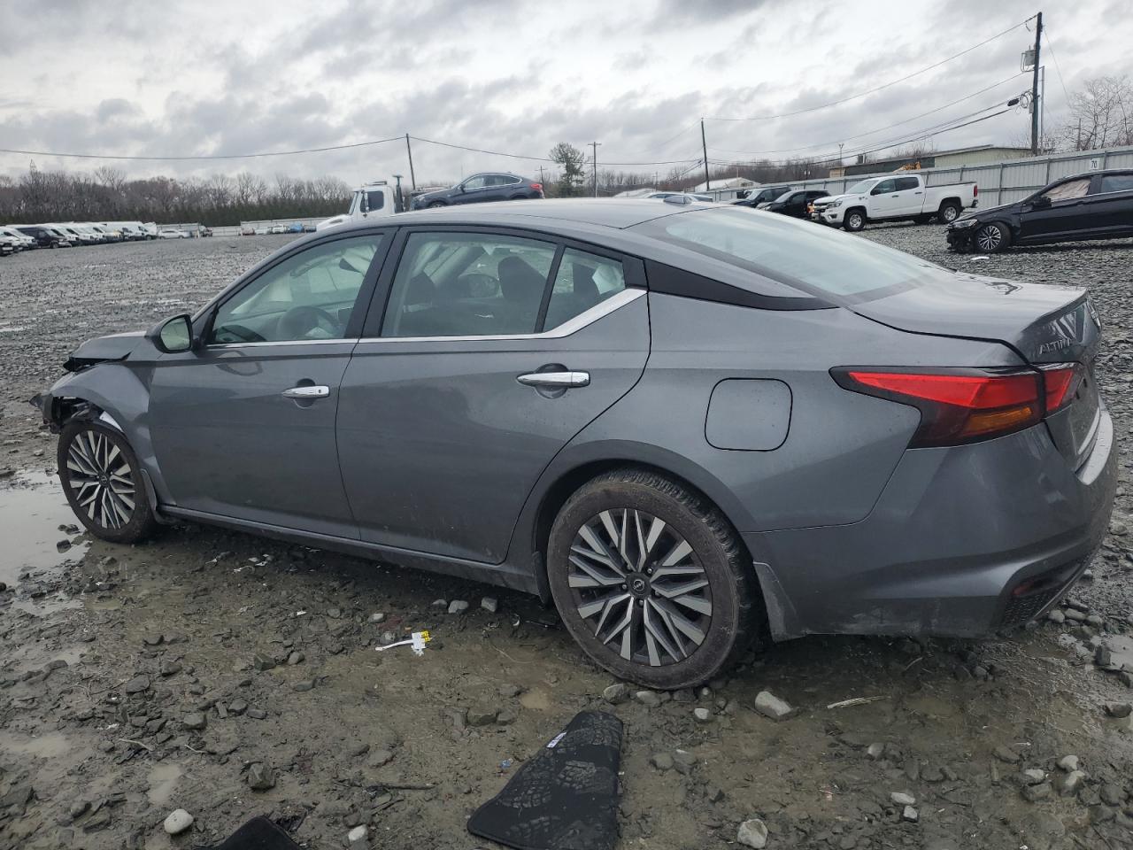 2024 Nissan Altima VIN 1N4BL4DV1RN435838 Copart auction photo, front end / rear end damage thumbnail 2