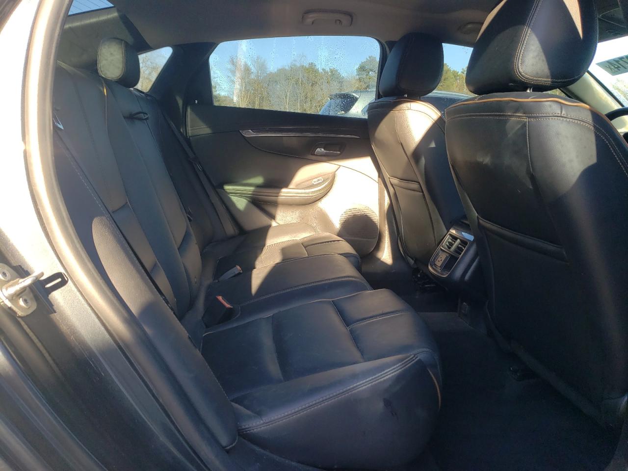 2018 Chevrolet Impala VIN 2G1125S39J9176676 Copart auction photo, rear end / minor dent/scratches damage thumbnail 10