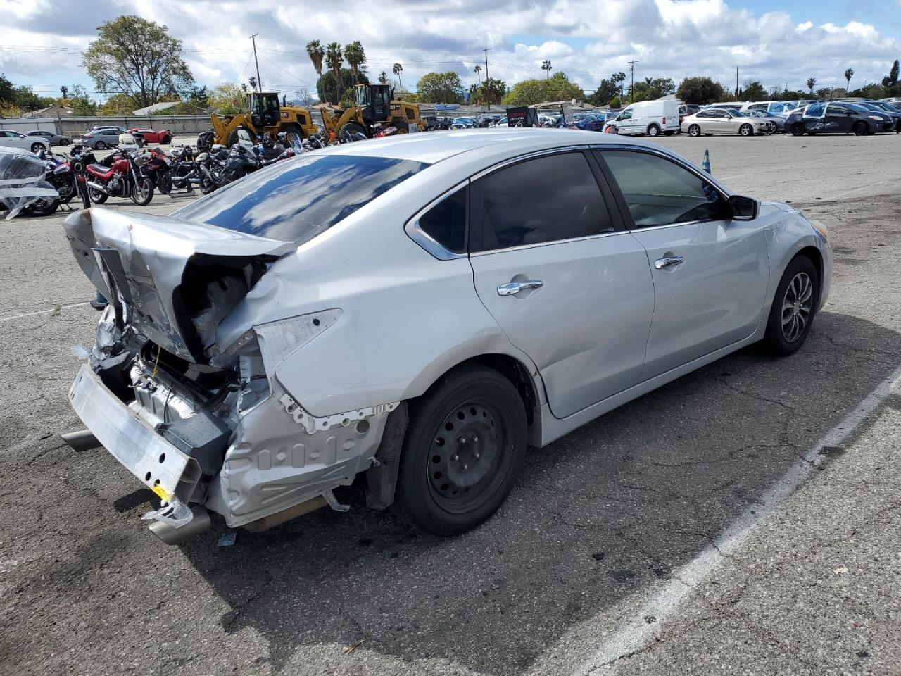 2013 Nissan Altima VIN 1N4AL3AP8DC265168 Copart auction photo, rear end damage thumbnail 3
