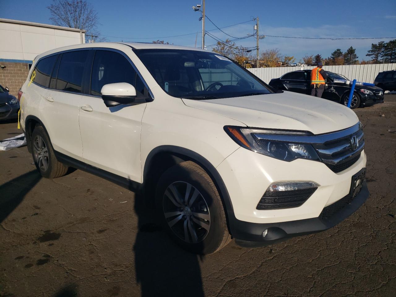 2018 Honda Pilot VIN 5FNYF6H59JB051553 Copart auction photo, rear end damage thumbnail 4
