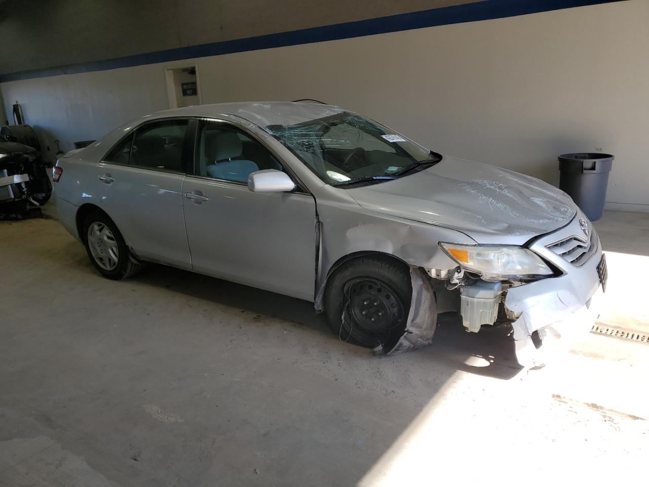 2010 Toyota Camry VIN 4T1BF3EK3AU073758 Copart auction photo, rollover damage thumbnail 4