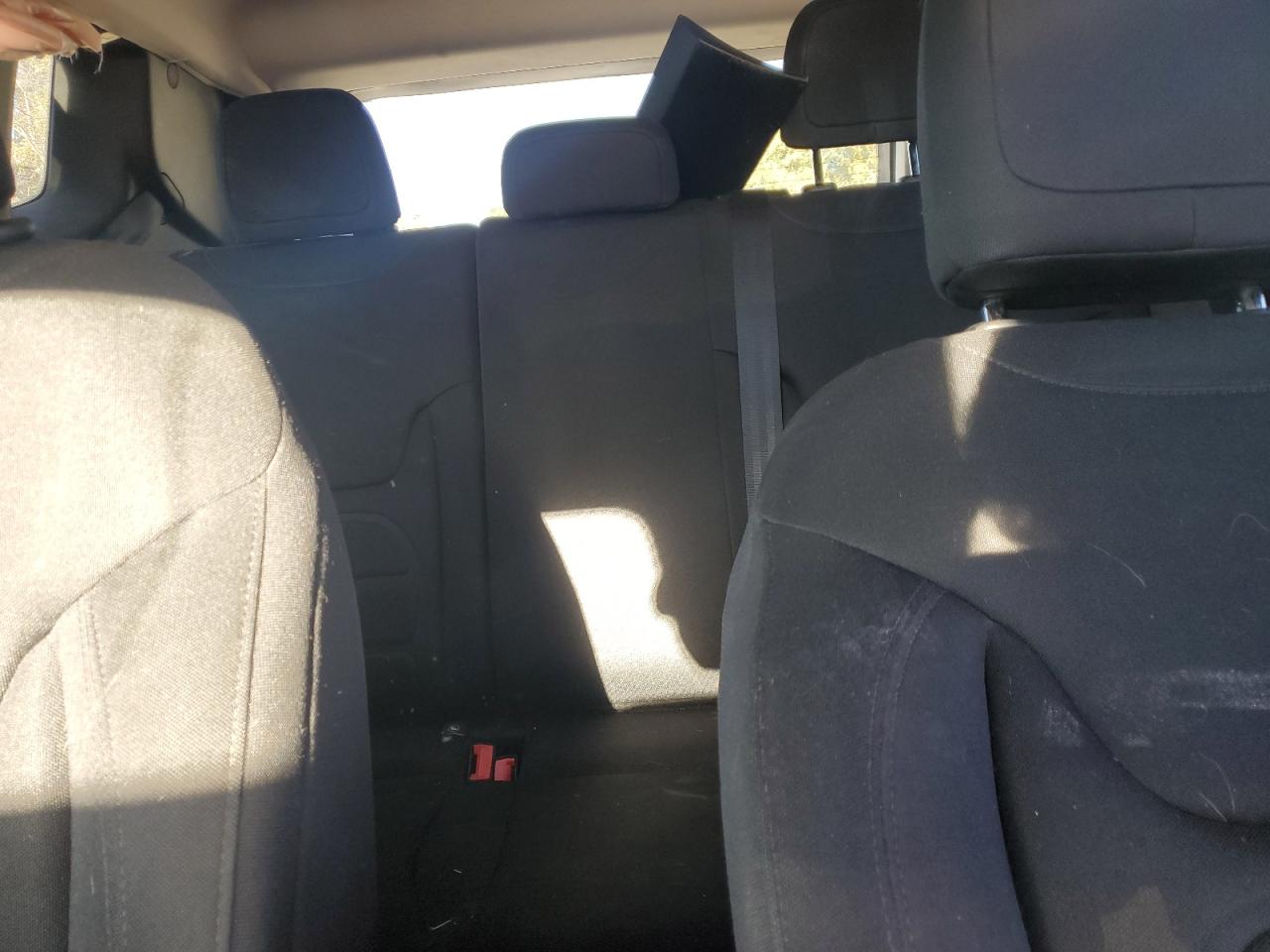 2018 Jeep Renegade VIN ZACCJABB5JPJ23042 Copart auction photo, side damage thumbnail 10