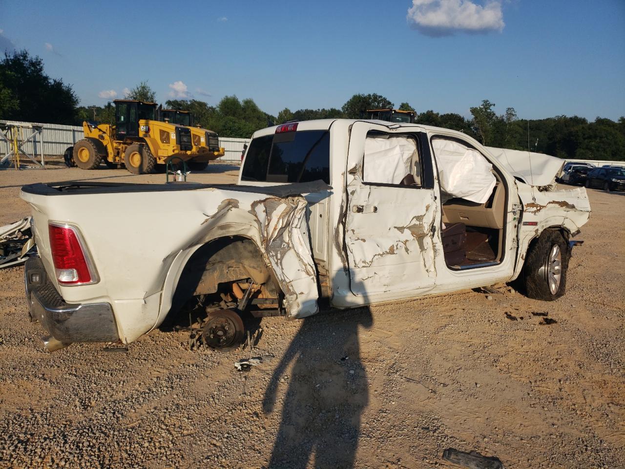 2016 RAM 1500 VIN 1C6RR6PM1GS387589 Copart auction photo, all over / rollover damage thumbnail 3