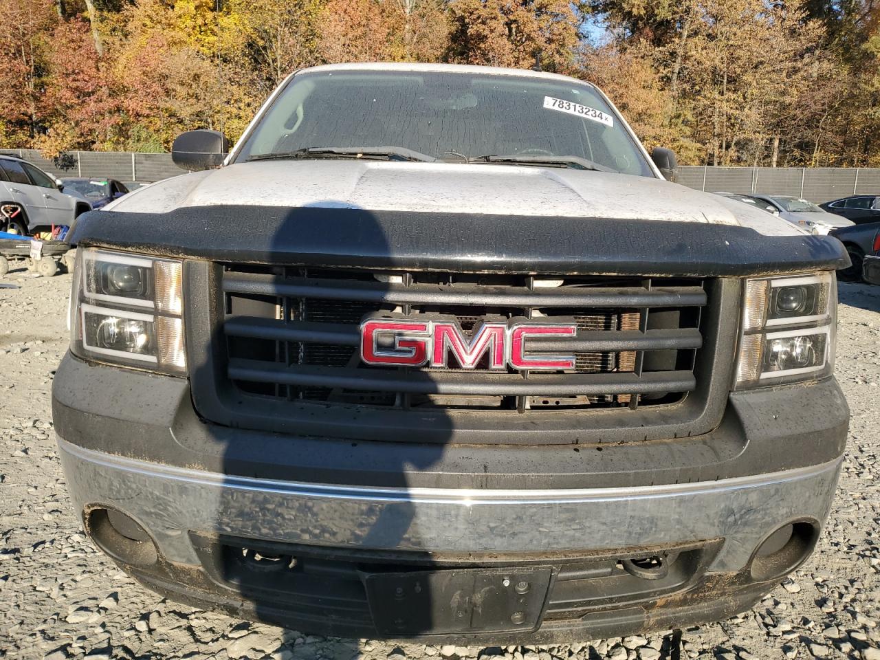 2008 GMC Sierra VIN 2GTEK13C281301512 Copart auction photo, minor dent/scratches damage thumbnail 5