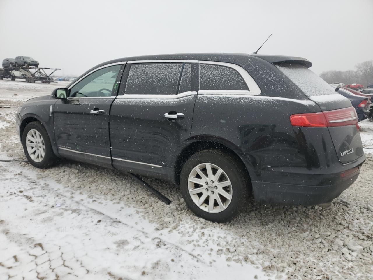 2017 Lincoln MKT VIN 2LMHJ5NK8HBL01407 Copart auction photo, front end / minor dent/scratches damage thumbnail 2