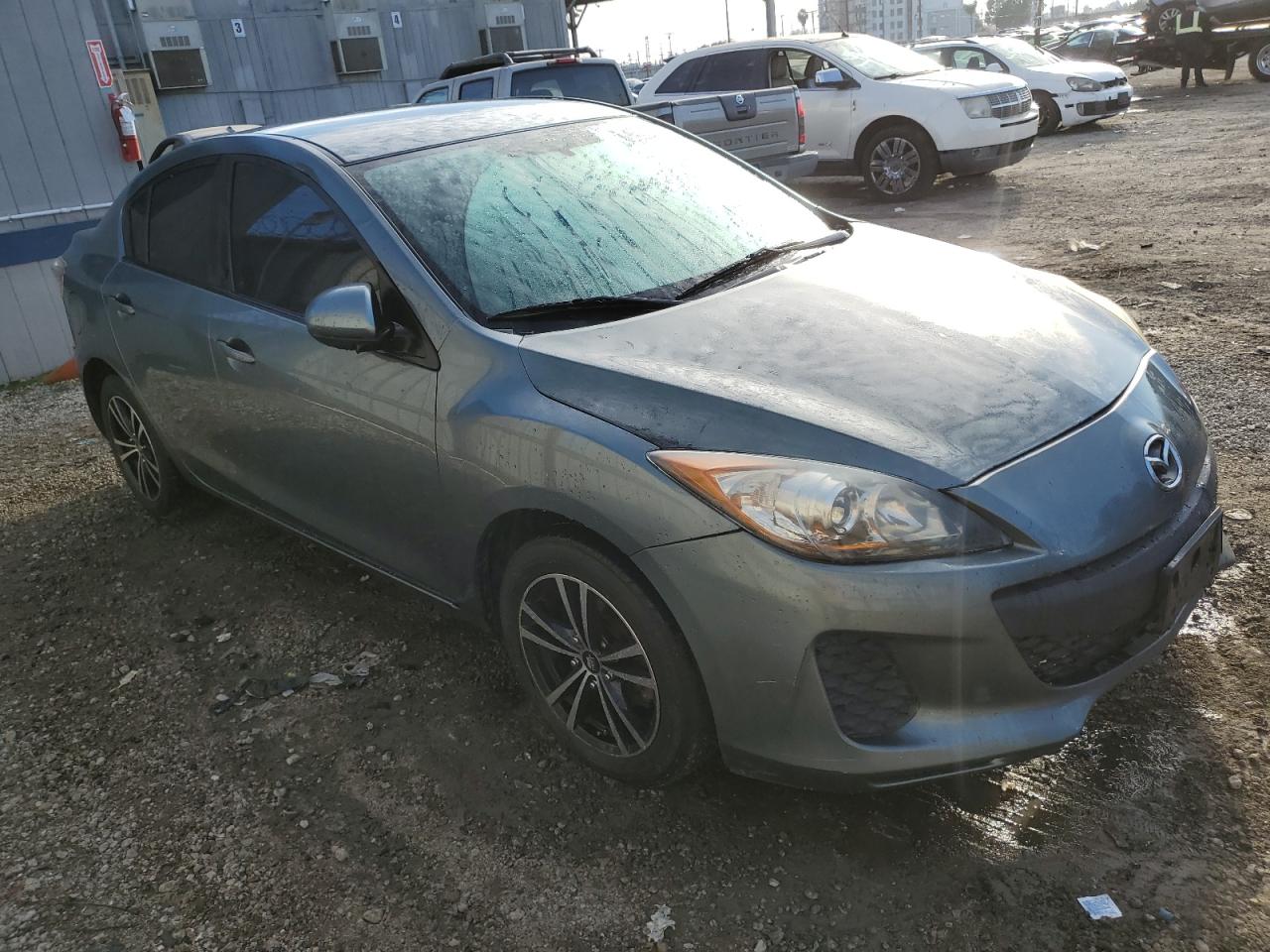 2013 Mazda 3 VIN JM1BL1TG5D1737242 Copart auction photo, minor dent/scratches damage thumbnail 4