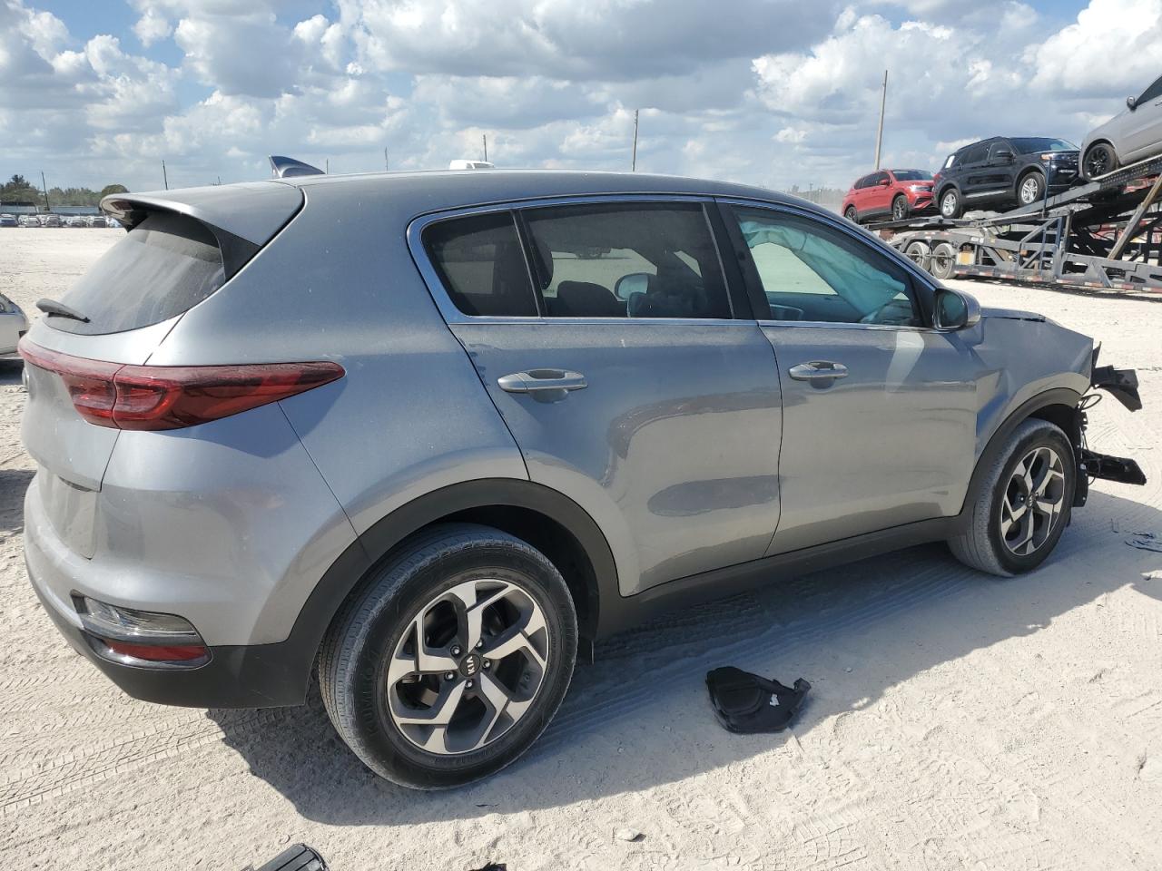 2022 KIA Sportage VIN KNDPM3AC1N7996047 Copart auction photo, front end damage thumbnail 3